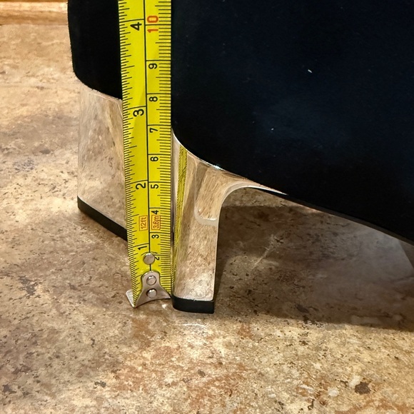 New Larroudé Alexis Bootie Black Suede Silver Heel Sz 7.5 Classic Fall Staple - Picture 11 of 14